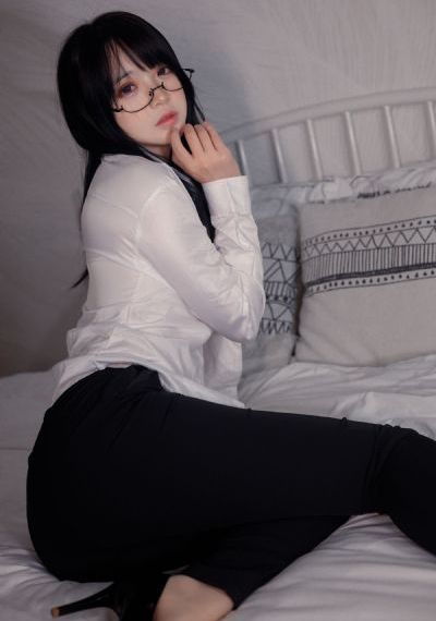用我的手指来搅拌吧_HD免费观看